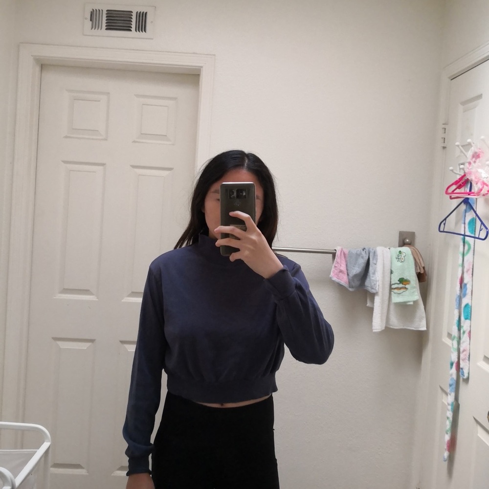 brandy melville cropped thermal